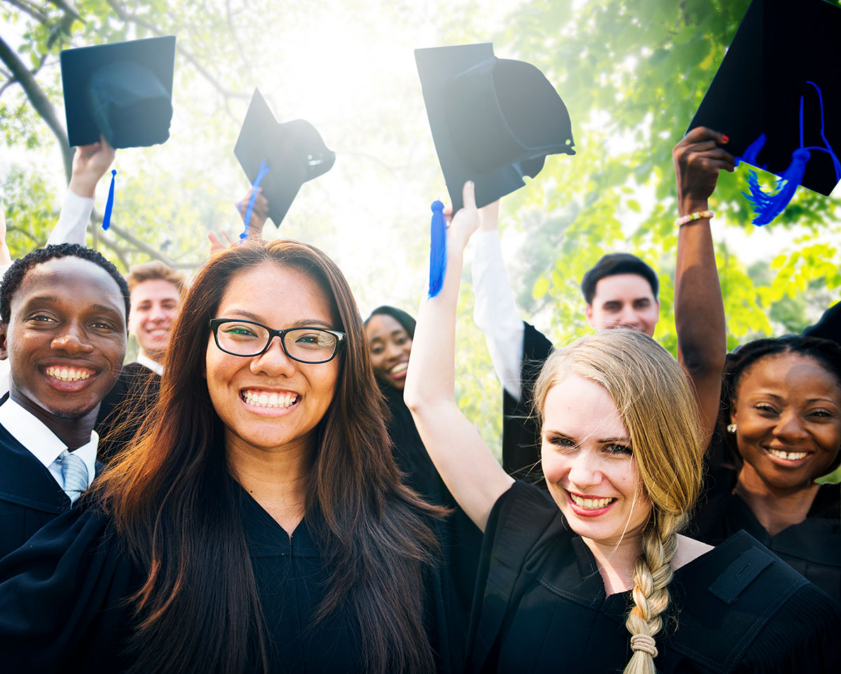high school graduates and undergraduates awarded Bessie Morris Foundation academic scholarships